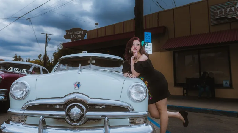 Less Is More: The Forgotten Science of Pin-Up Seduction
